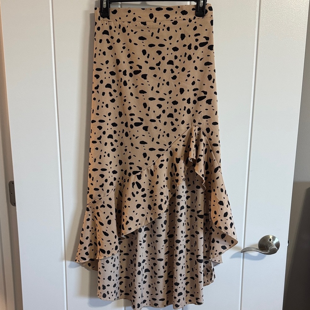 Stylish Tan and Black Women's Skirt
